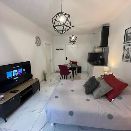 Le Dolce Vita - Centre Historique, Proche Toutes Commodites, Stationnement Aise, Wifi-Netflix Niort Exterior photo